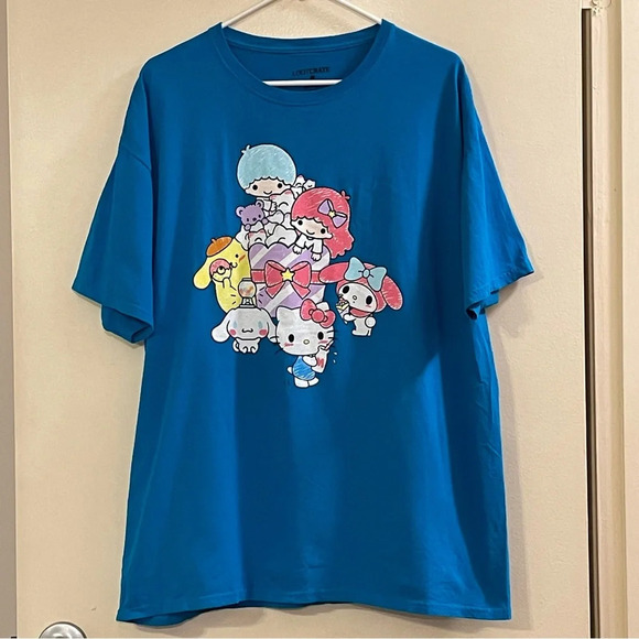 LOOT CRATE x SANRIO Hello Kitty and Friends‎ Graphic Shirt - Picture 2 of 5